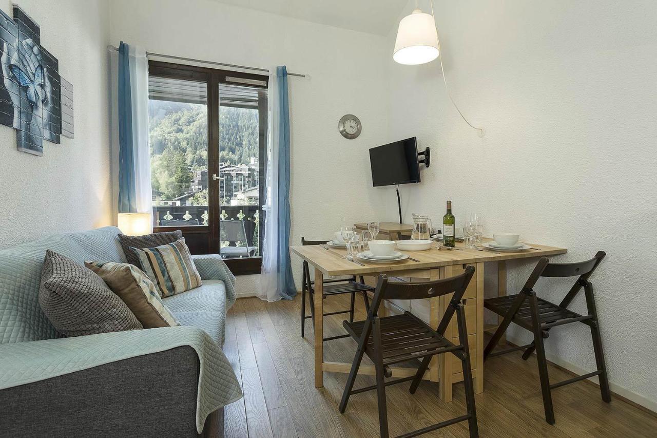 Apartment Forclaz 4B - Alpes Travel - Central Chamonix - Sleeps 4 Bagian luar foto